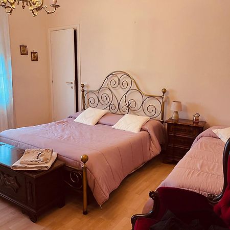 Bed&Breakfast Benedetta Cantagrillo Εξωτερικό φωτογραφία