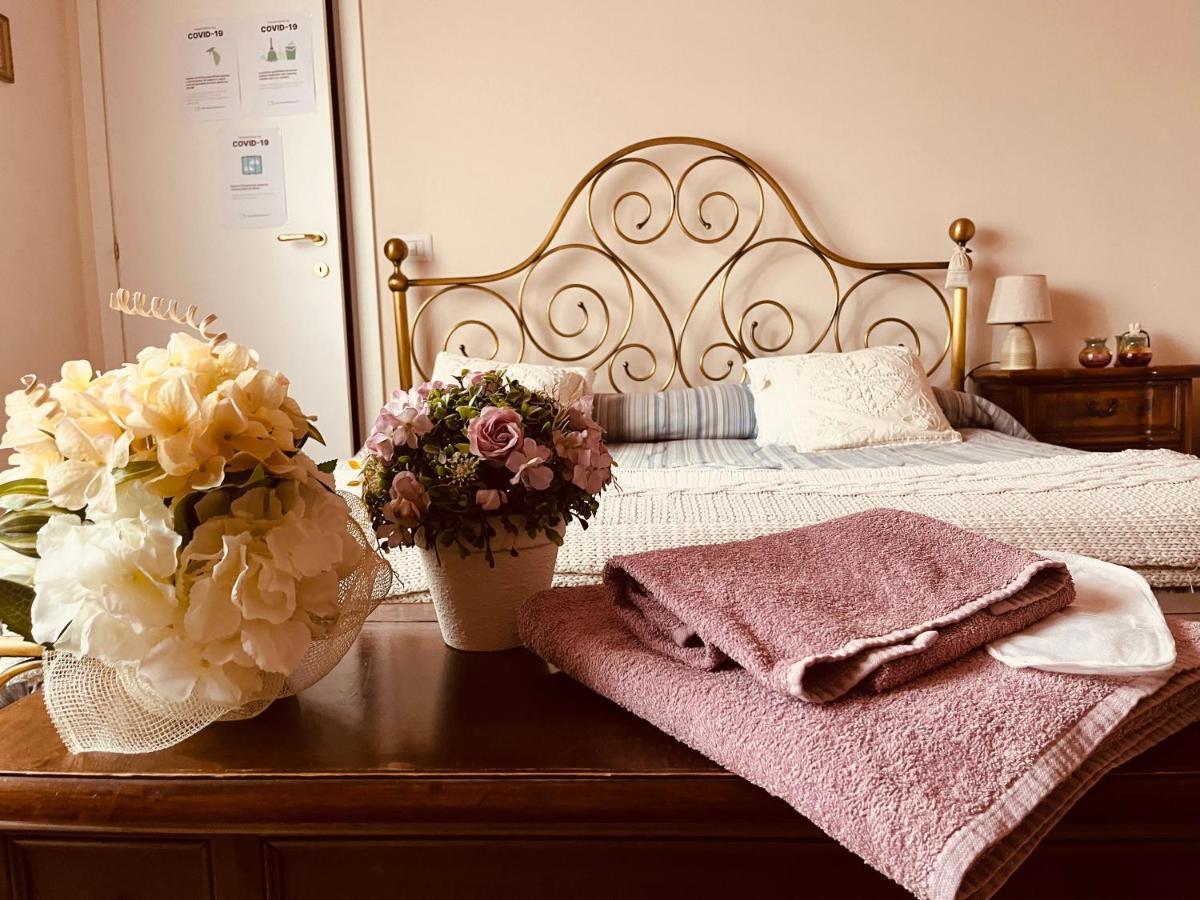 Bed&Breakfast Benedetta Cantagrillo Εξωτερικό φωτογραφία