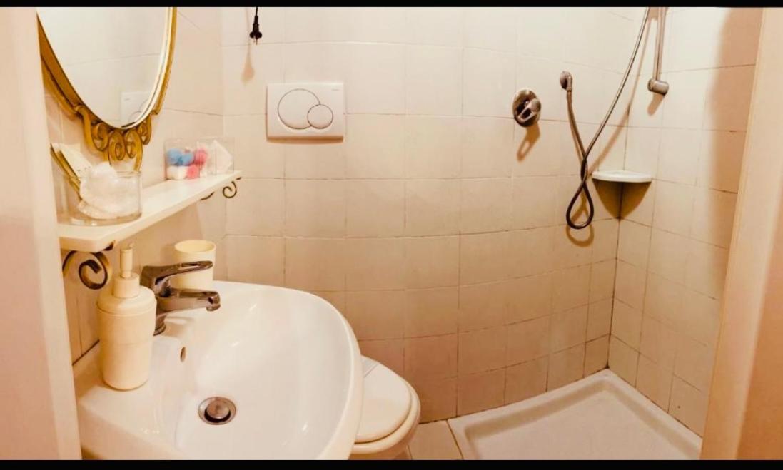 Bed&Breakfast Benedetta Cantagrillo Εξωτερικό φωτογραφία